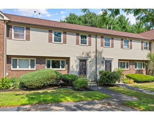 Property Photo: 6 Beth Cir 6 MA 01720