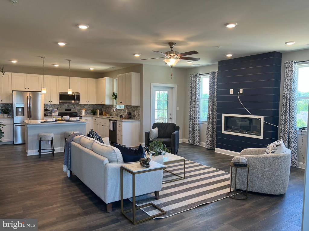 Property Photo: 401-201 Bold Ruler Court MD 21078