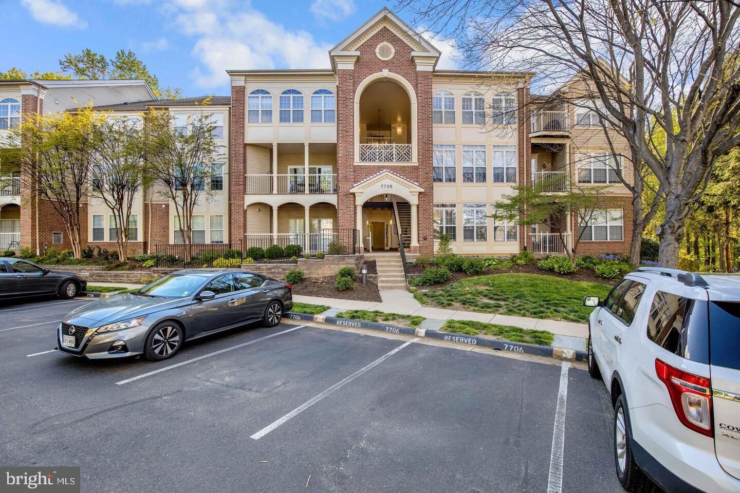 Property Photo: 7706 Haynes Point Way K VA 22315