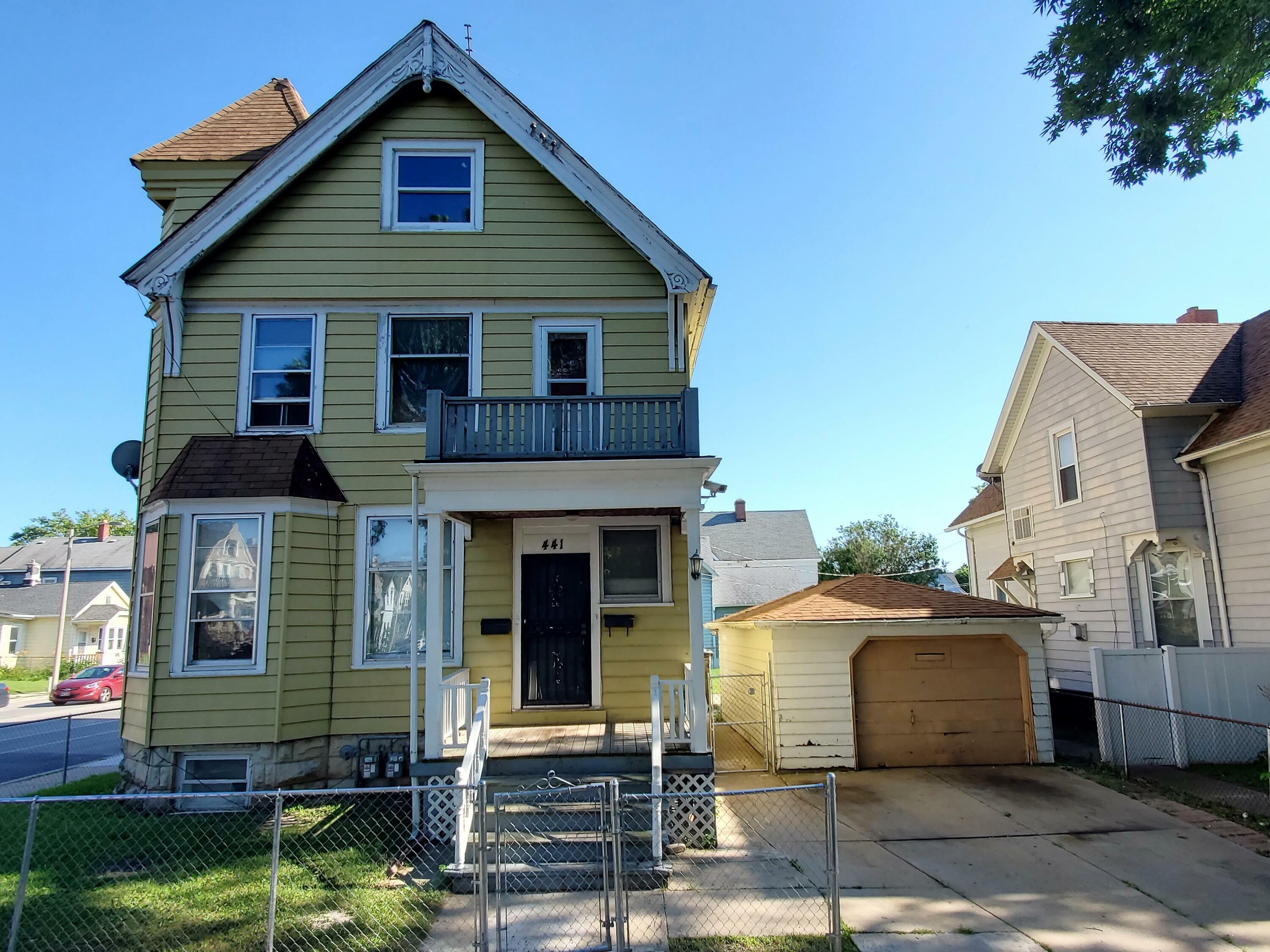 Property Photo: 441 E Garfield Ave WI 53212
