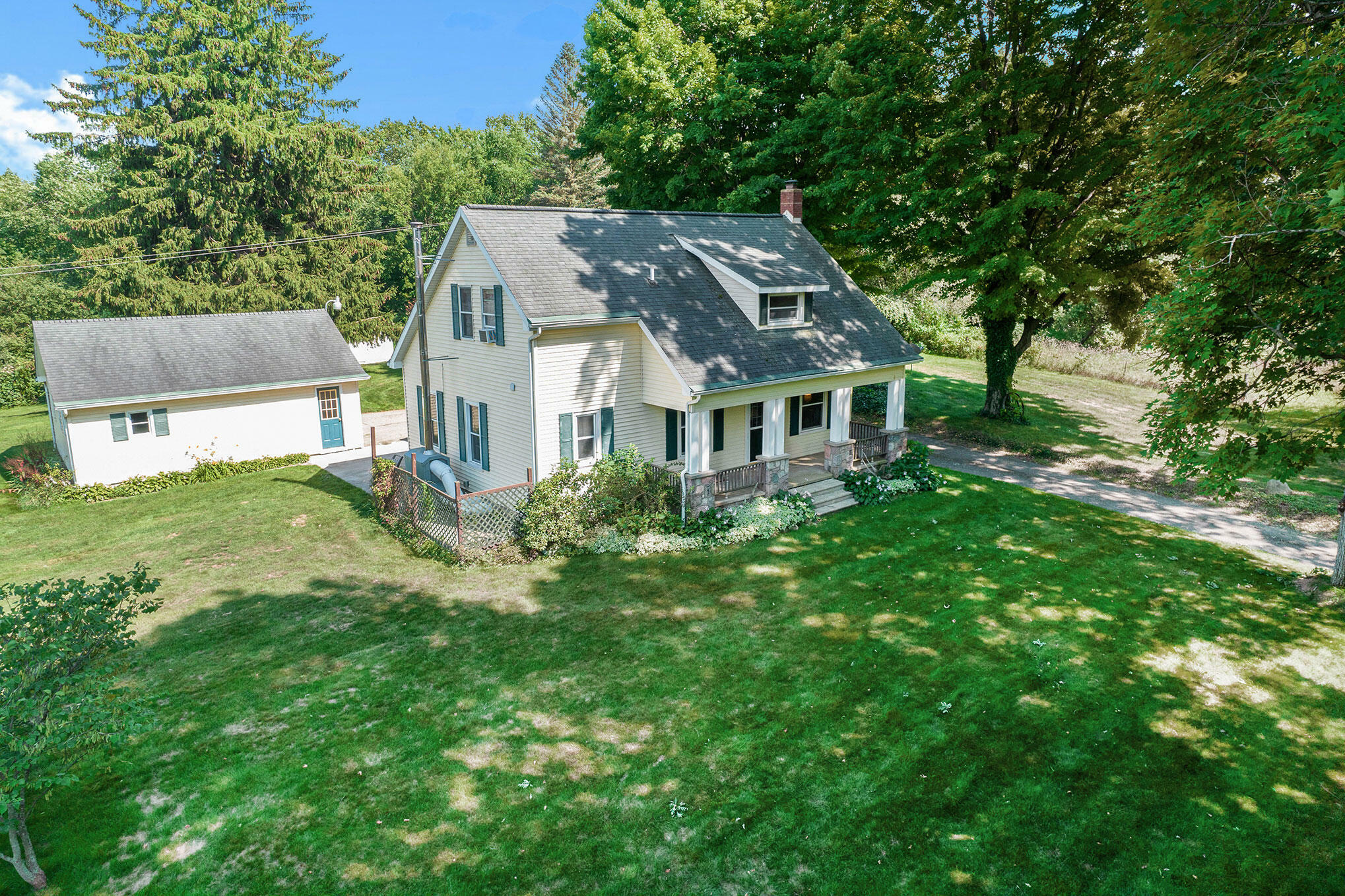 Property Photo:  5125 Stepladder Road  MI 49269 