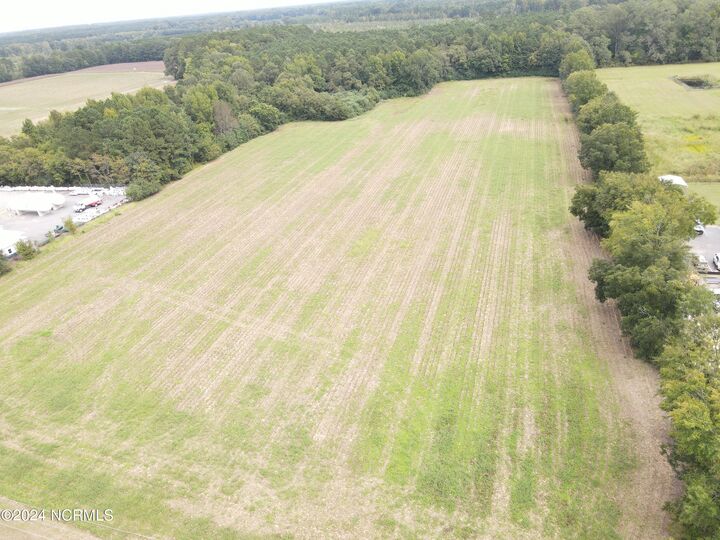 Property Photo: 13 E S NC 27910