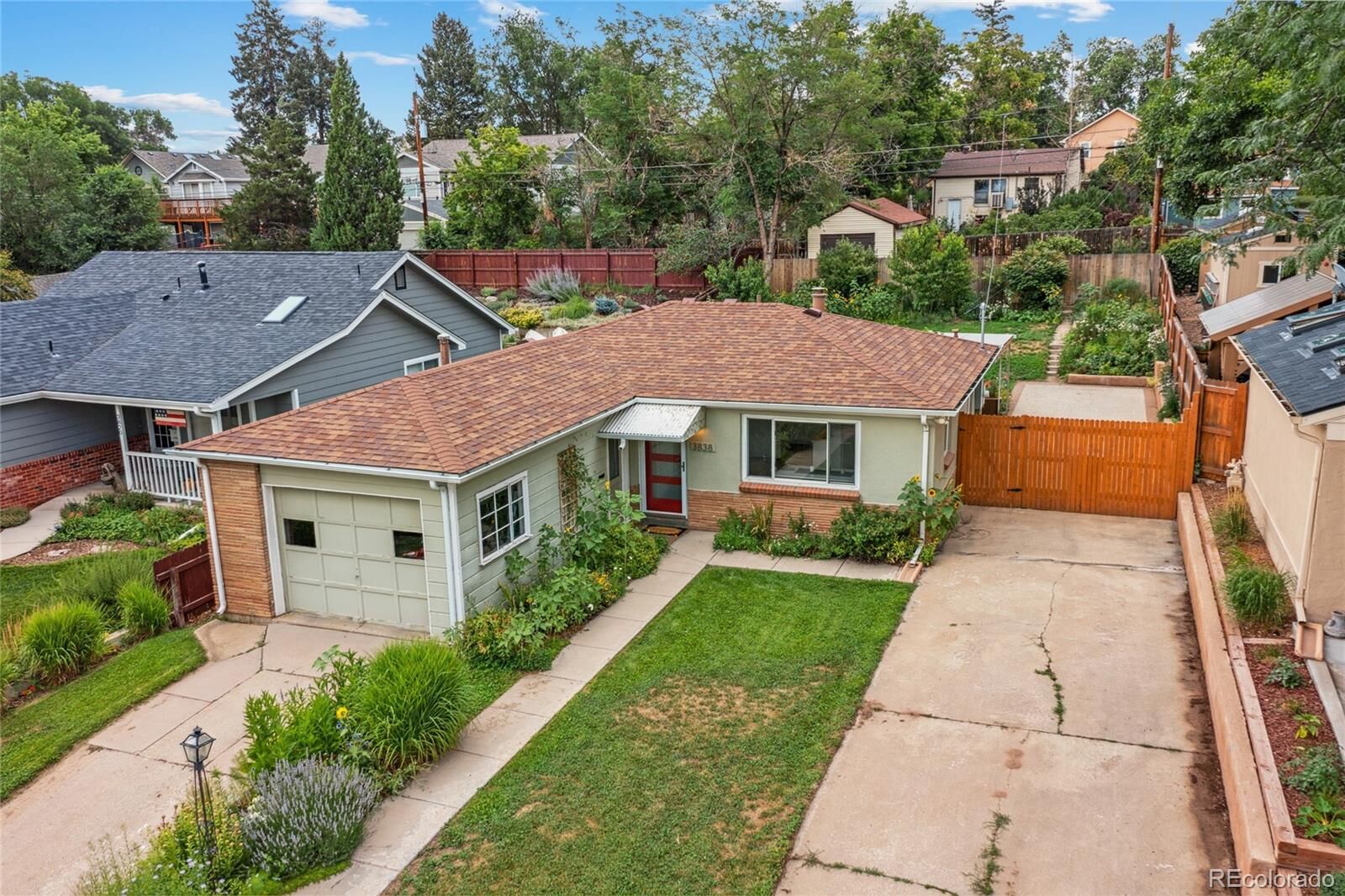 Property Photo:  3838 S Elati Street  CO 80110