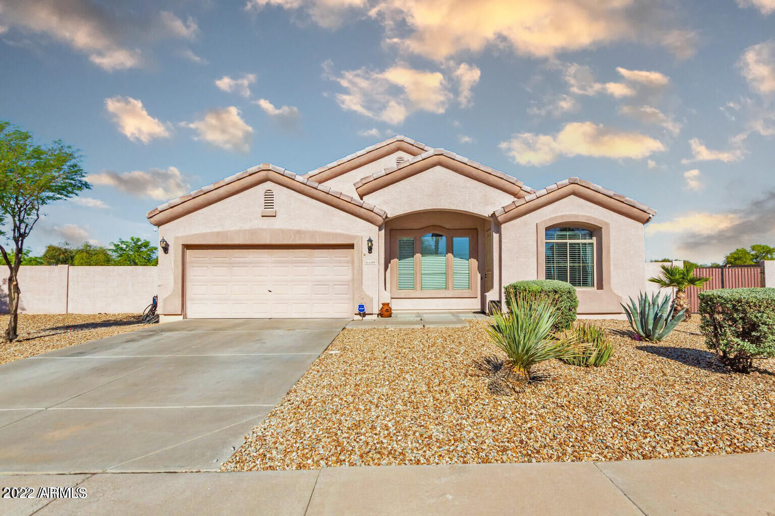 Property Photo:  6309 N 131st Drive  AZ 85340 