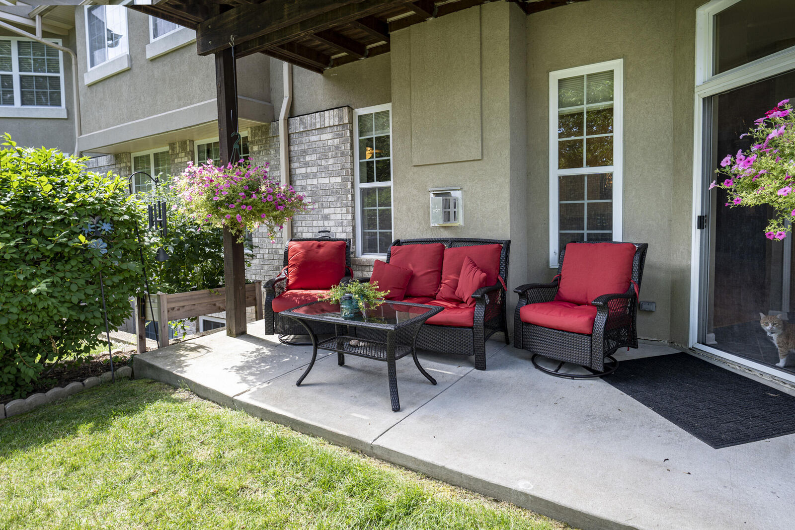 Property Photo: 9131 W Elm Ct A WI 53132