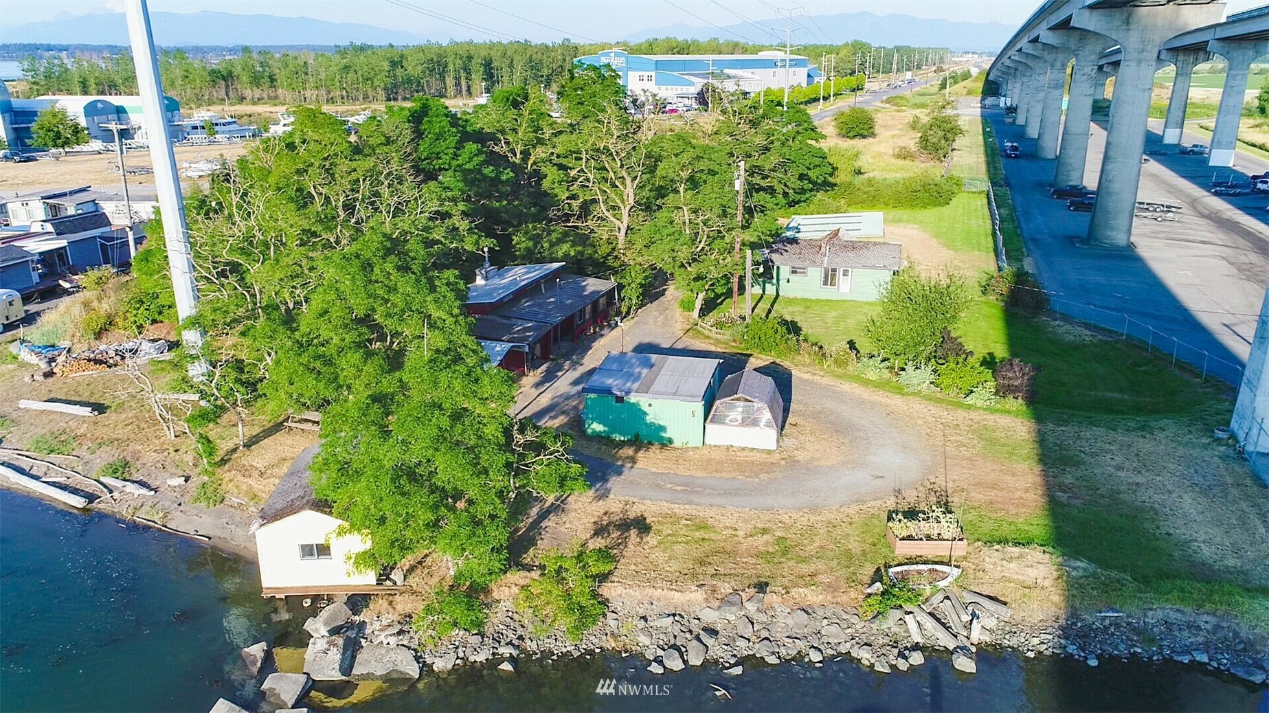 Property Photo: 10813 Drawbridge Lane WA 98273