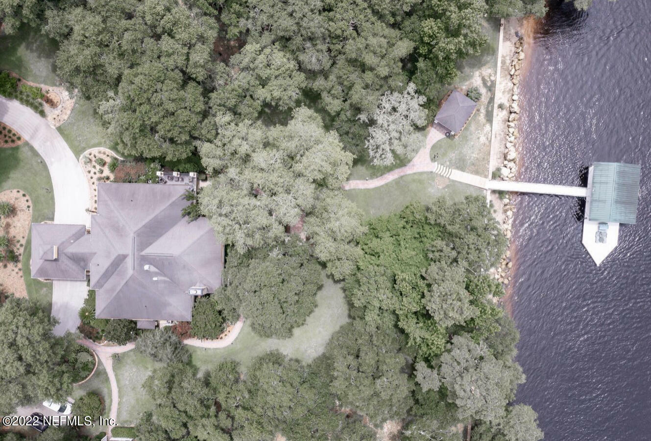 Property Photo: 8059A NW 40th Ave FL 32619