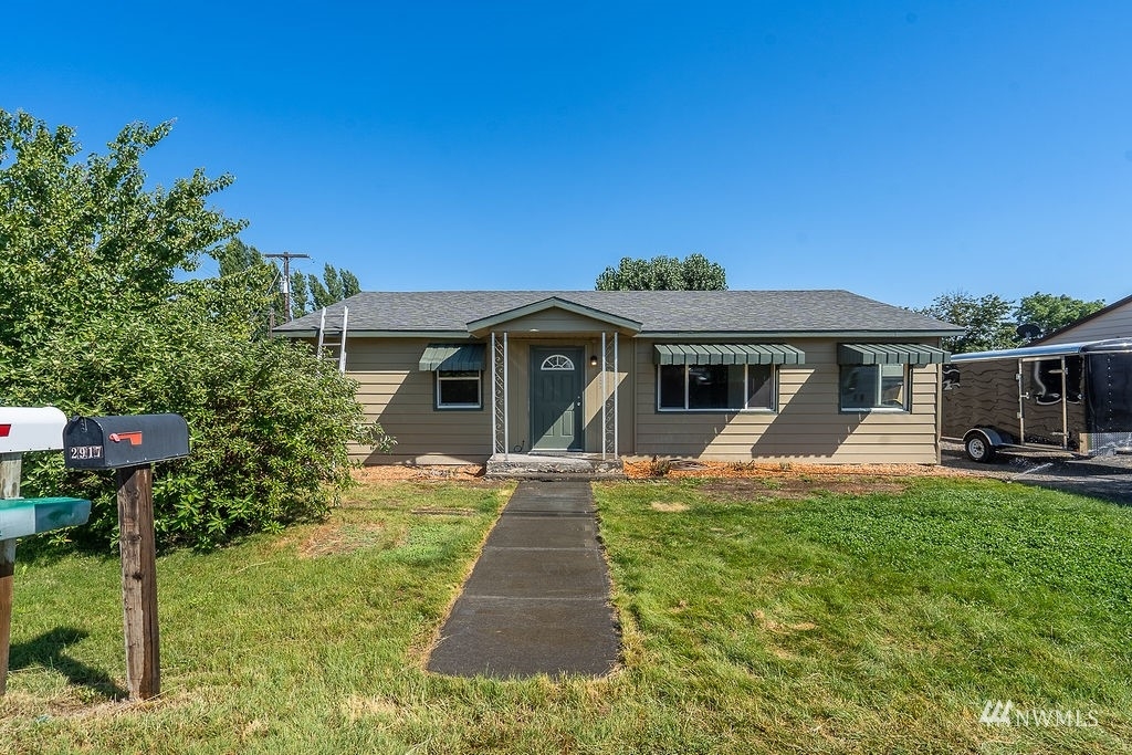 2917 W Peninsula Drive  Moses Lake WA 98837 photo