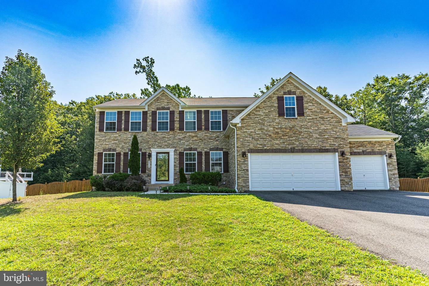 Property Photo:  8516 Cedar Chase Drive  MD 20735 