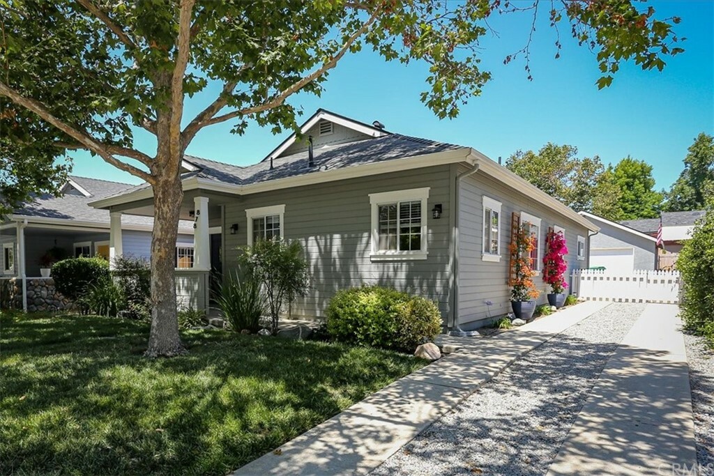 Property Photo:  878 El Capitan Way  CA 93401 