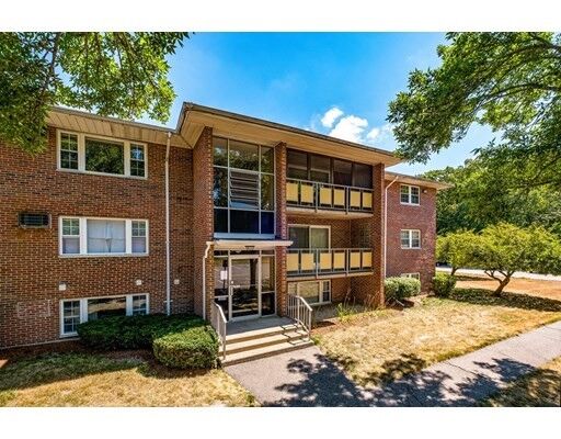 Property Photo: 215 Rock St J6 MA 02062