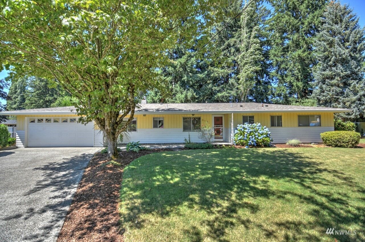 Property Photo:  812 Highland Drive SW  WA 98501 