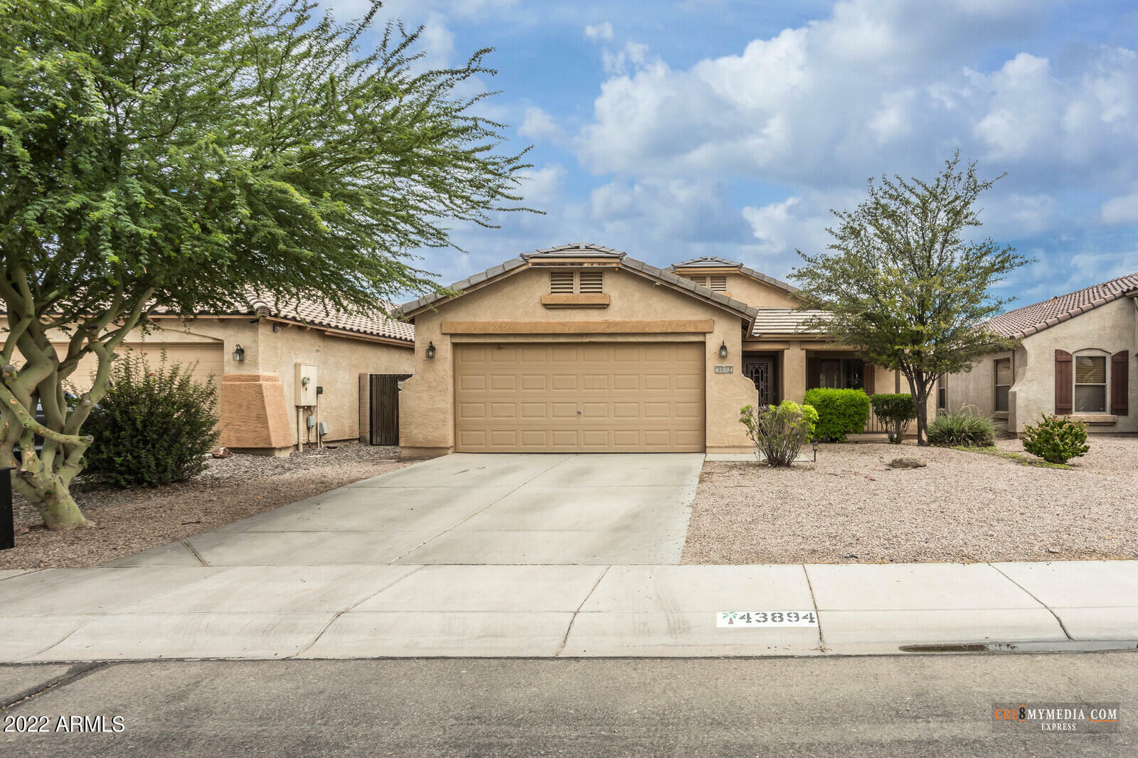 Property Photo:  43894 W Cowpath Road  AZ 85138 