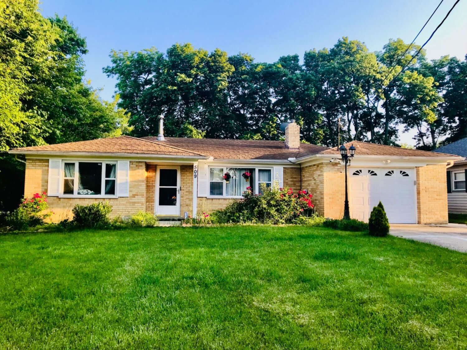 Property Photo:  509 Observatory Dr  OH 45246 