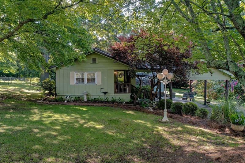 Property Photo: 645 Smithstone Road SE GA 30067