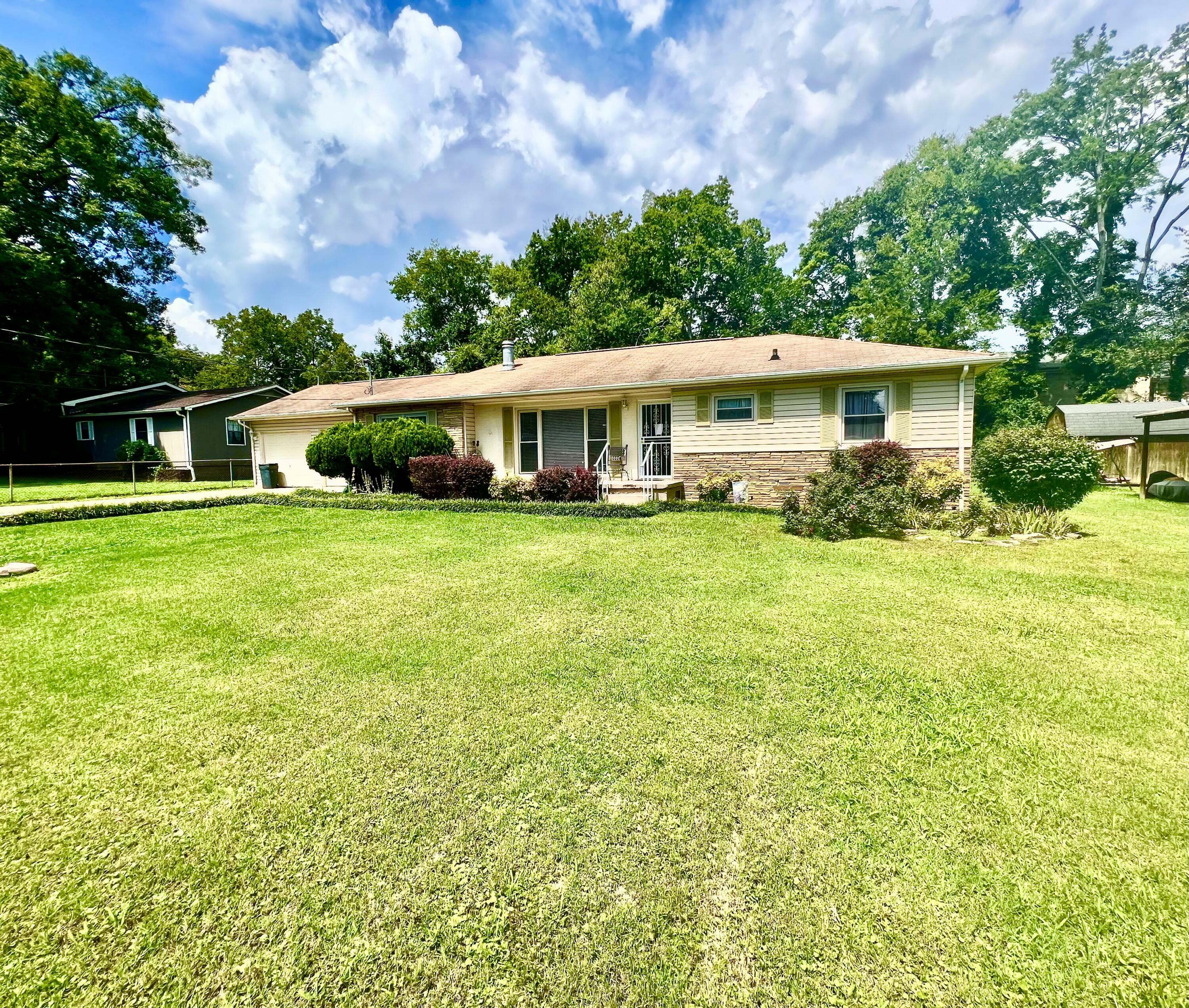 Property Photo:  1217 Reeves Avenue  TN 37412 