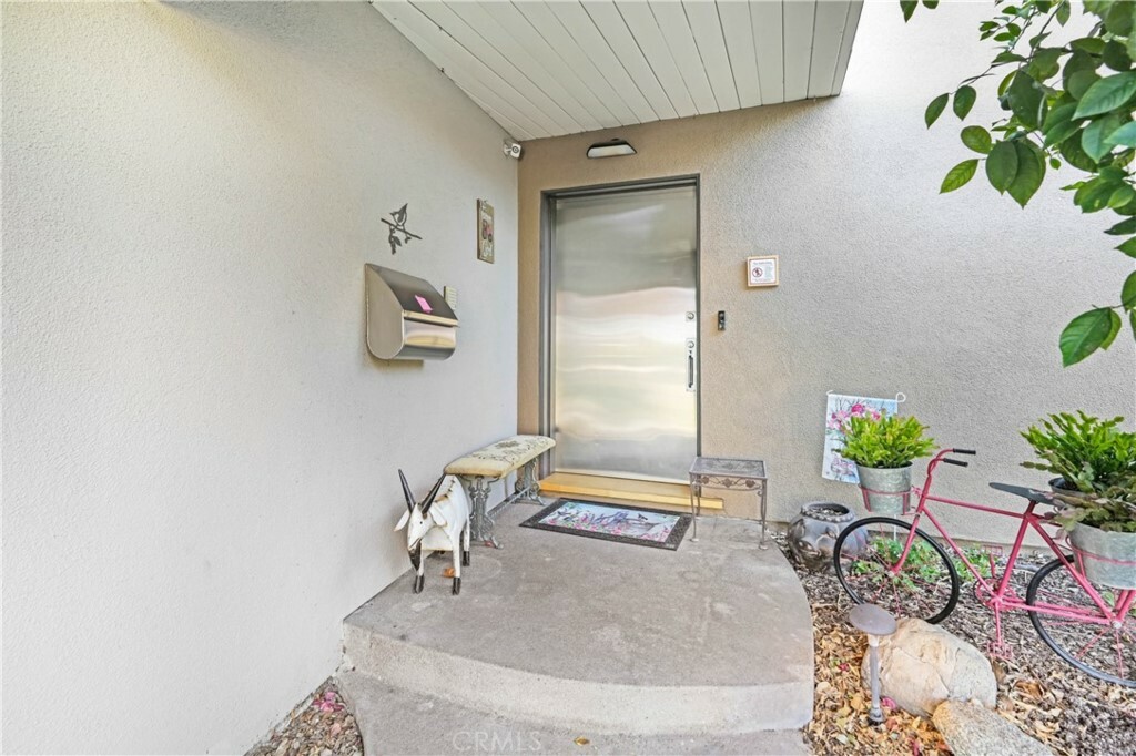 Property Photo:  545 Baughman Avenue  CA 91711 