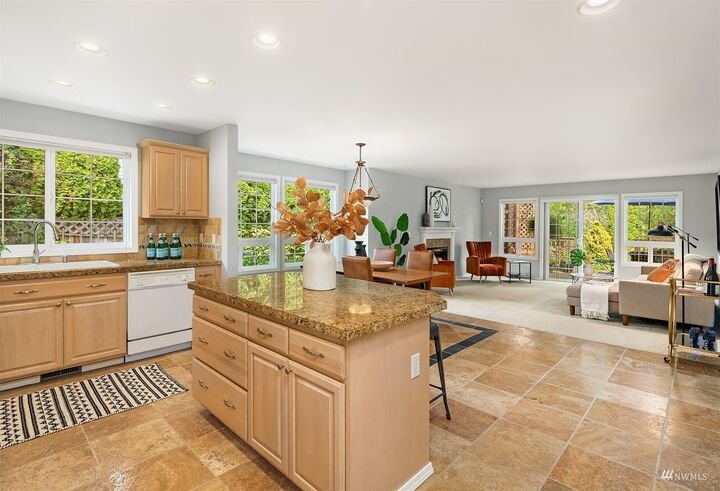 Property Photo:  13804 SE 255th Place  WA 98042 