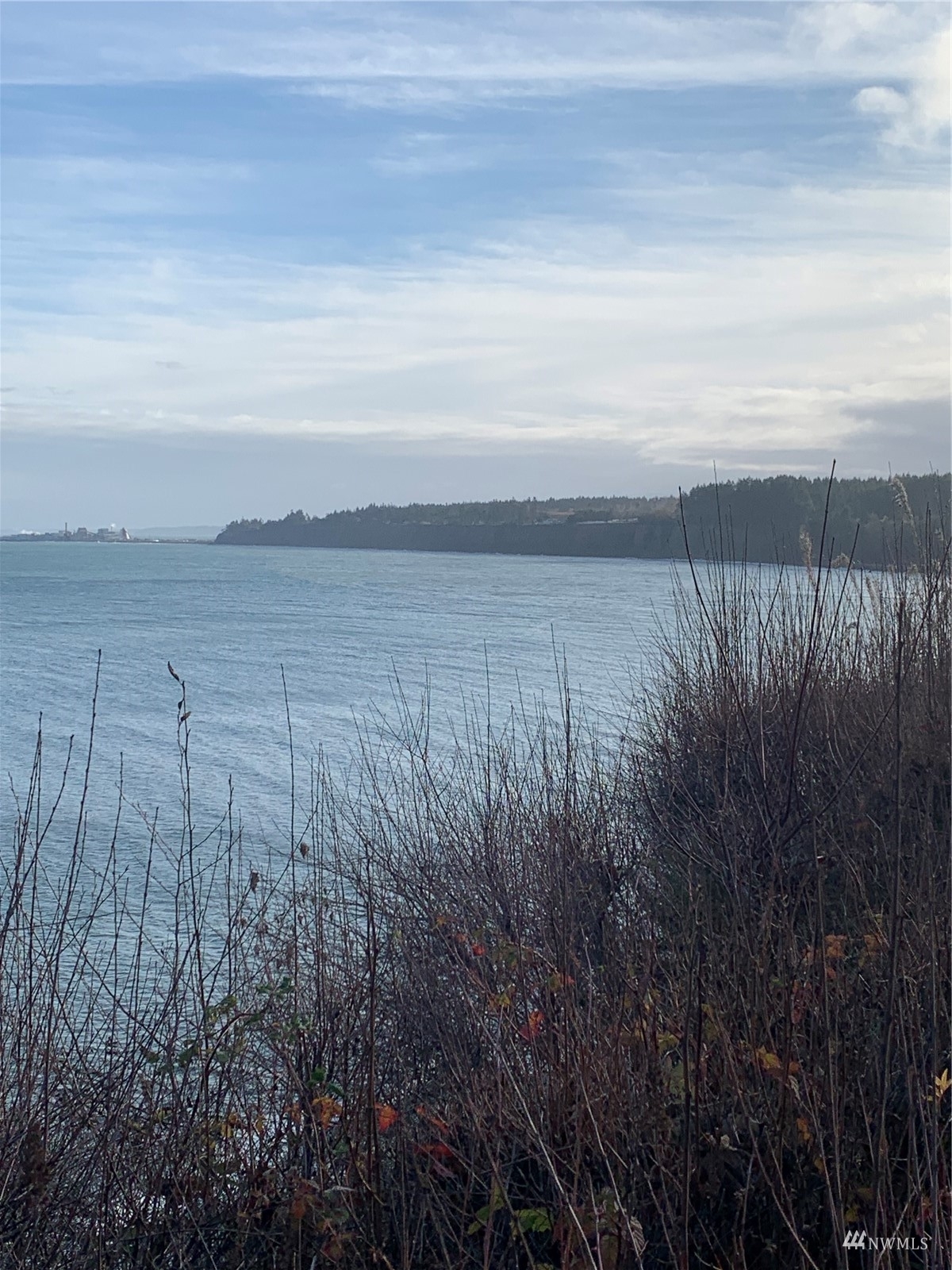 Property Photo: 33 S Point Road WA 98363