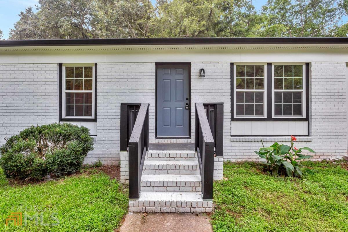 Property Photo:  355 Washington Drive  GA 30601 