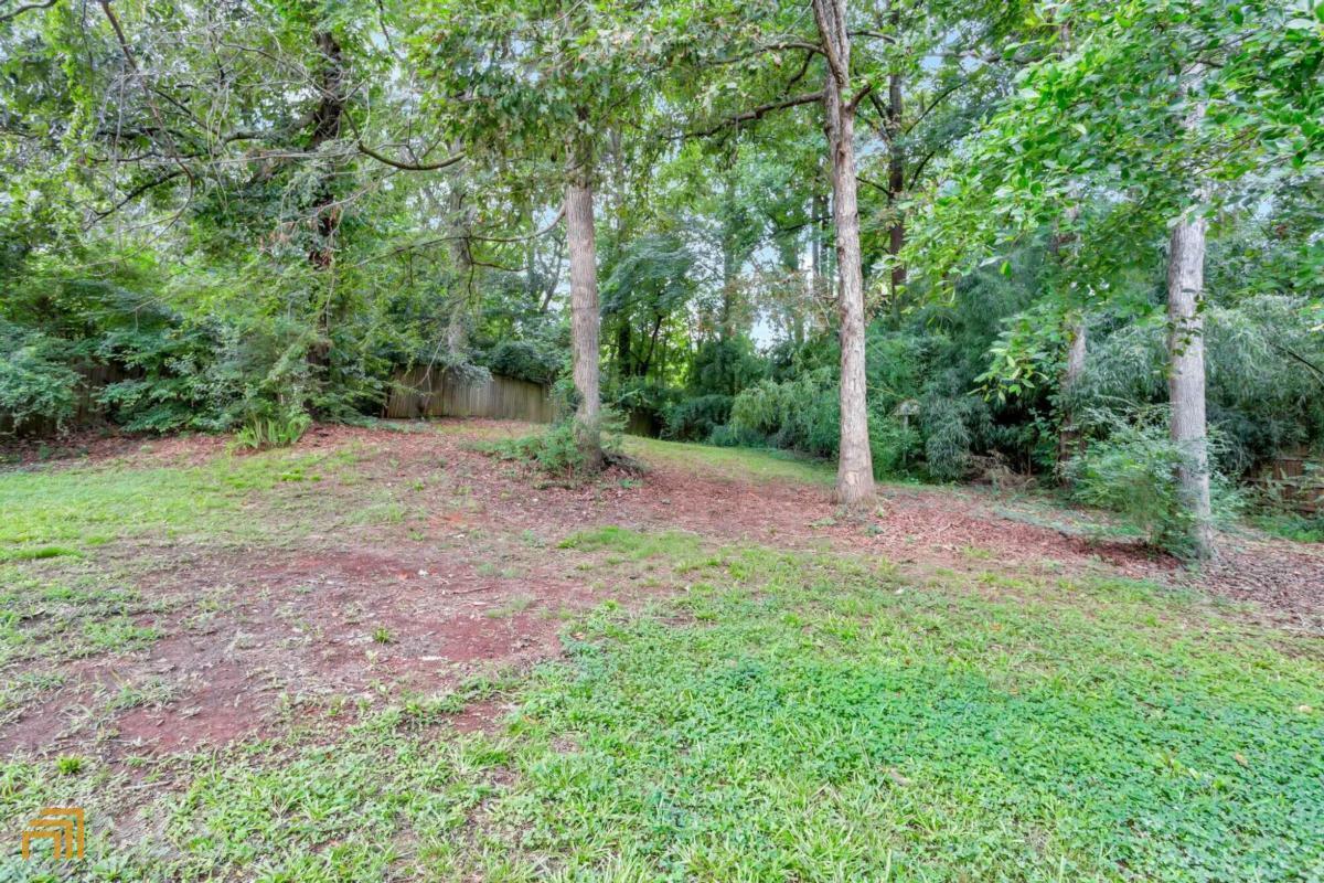 Property Photo:  355 Washington Drive  GA 30601 