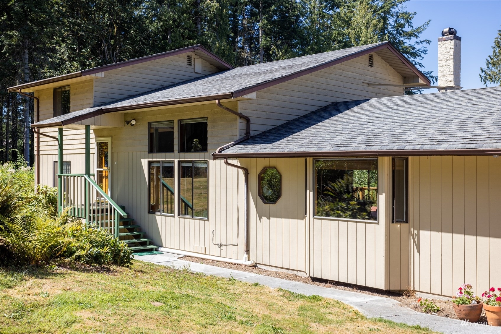 Property Photo:  21097 Thillberg Lane  WA 98273 