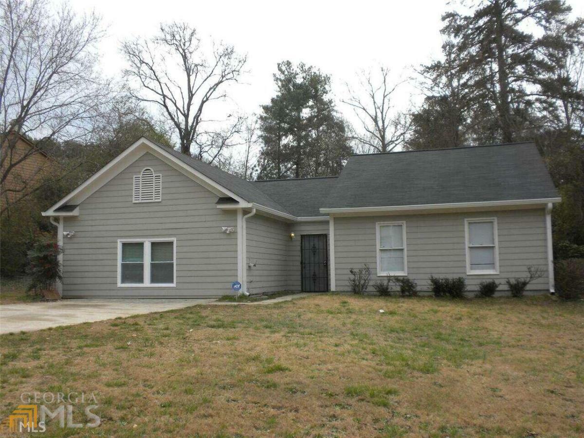 Property Photo:  879 Fox Valley Drive  GA 30088 