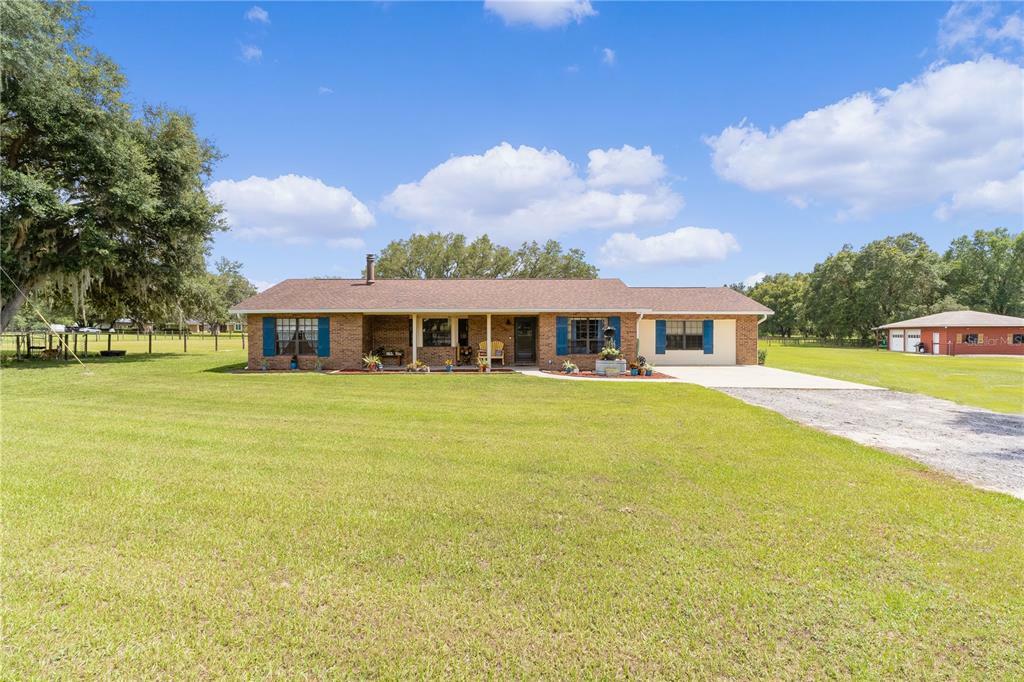 Property Photo:  2250 Marion County Road  FL 32195 