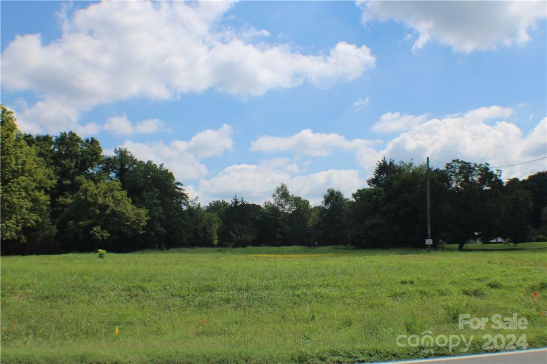 Property Photo: 512 Pilot Knob Road NC 28037