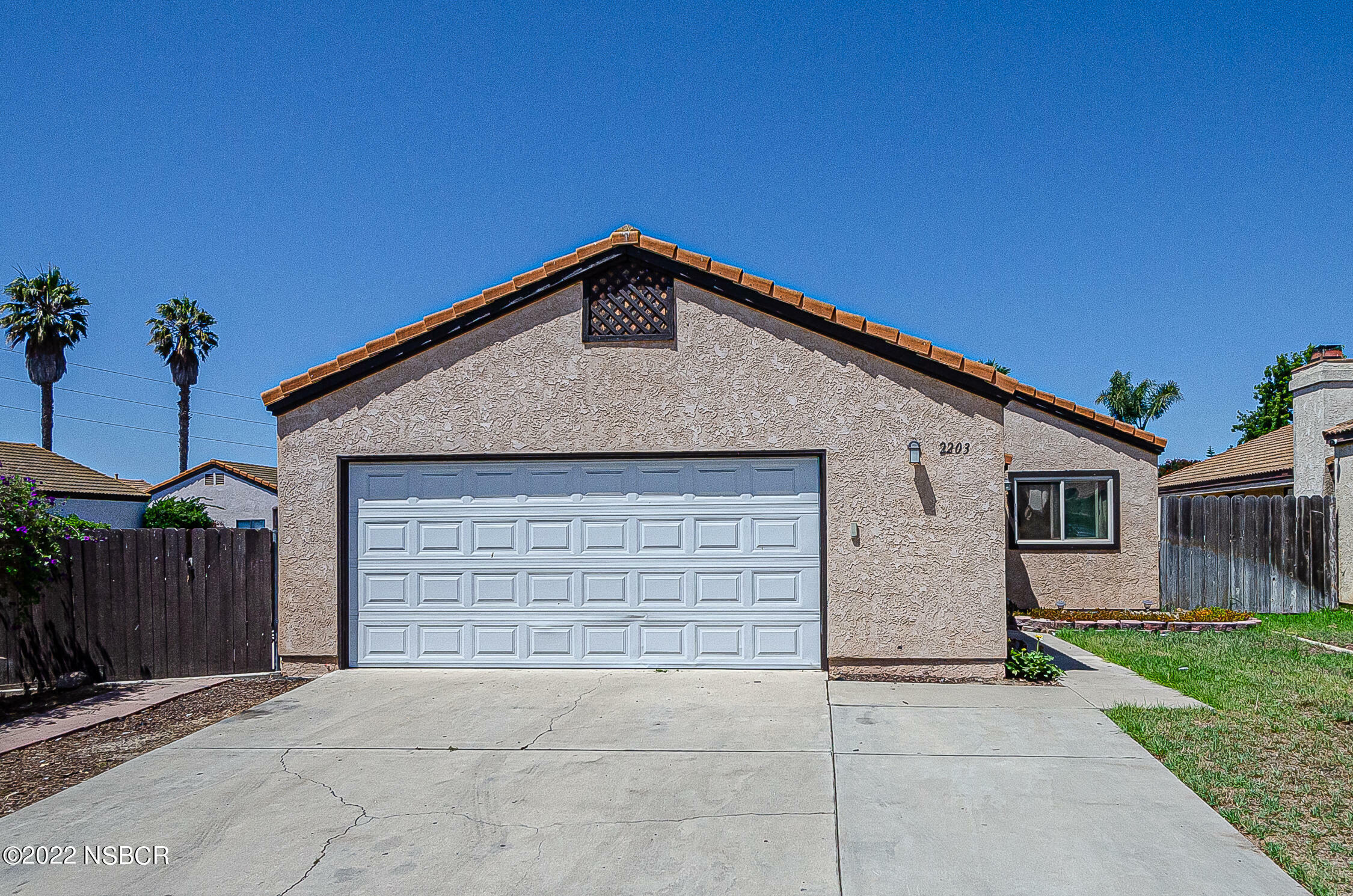 Property Photo: 2203 Chestnut Lane CA 93458
