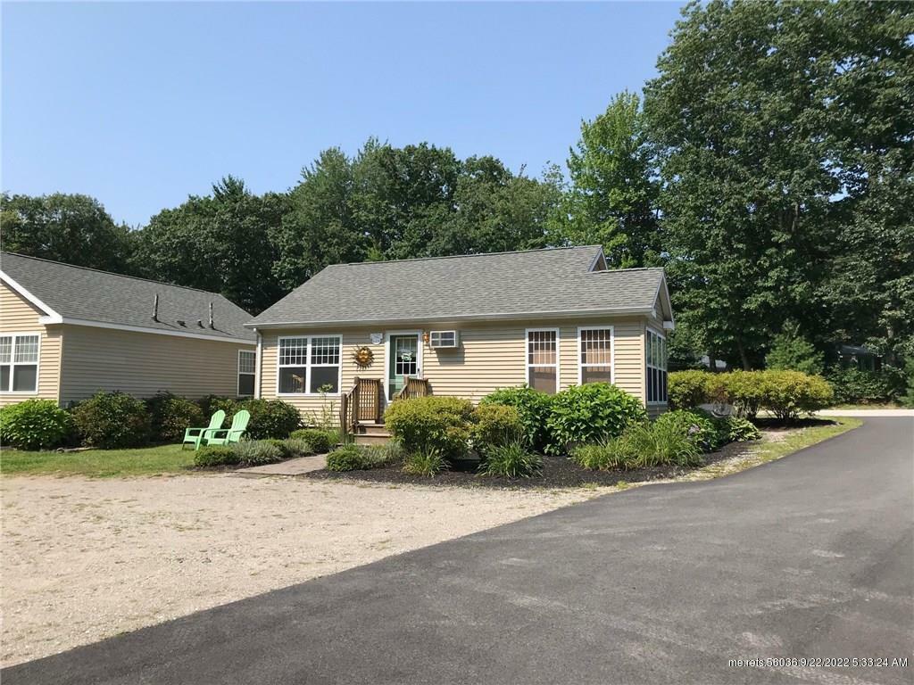 Property Photo: 412 Post Road 270 ME 04090