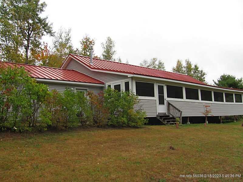Property Photo:  293 Robinson Hill Road  ME 04270 