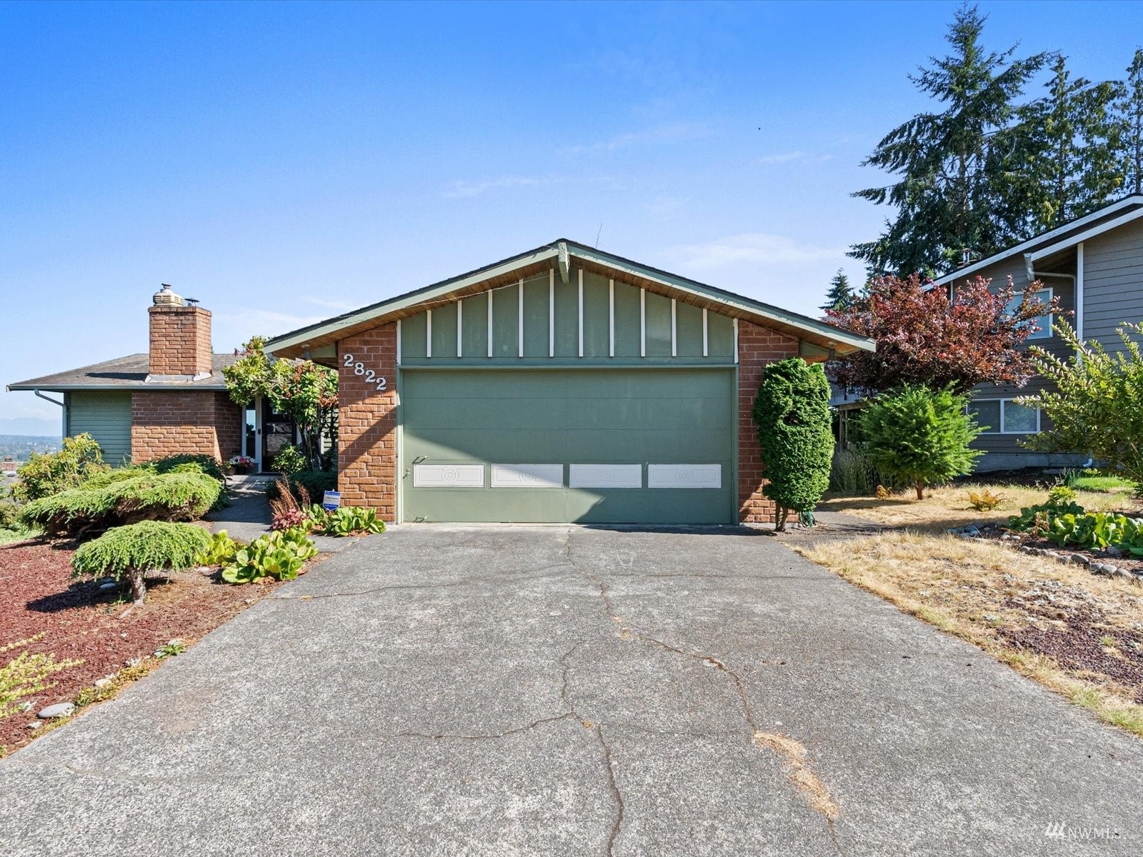 Property Photo:  2822 Larlin Drive  WA 98203 