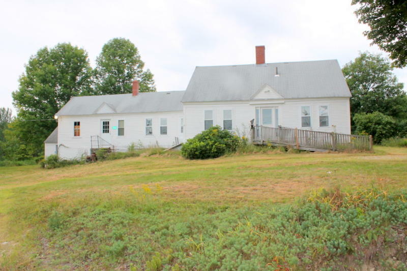Property Photo: 84 Andrews Road ME 04280