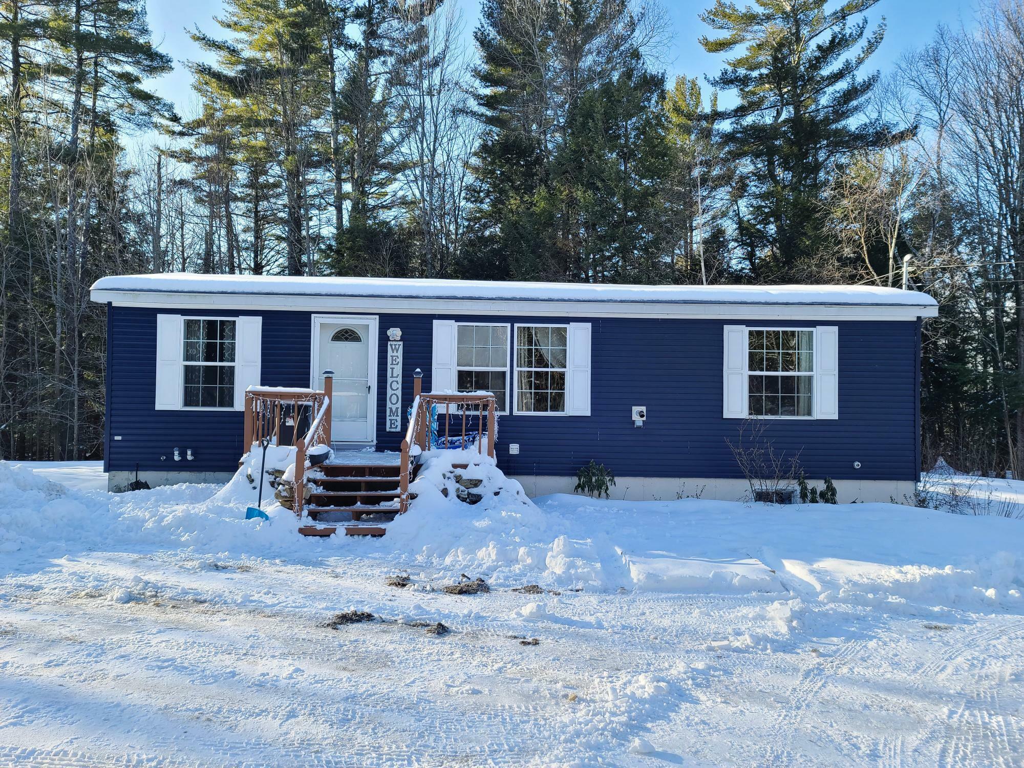 Property Photo: 393 Fayette Road ME 04254