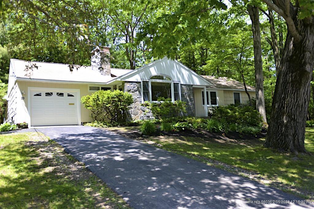 Property Photo:  29 Oakhurst Road  ME 04107 