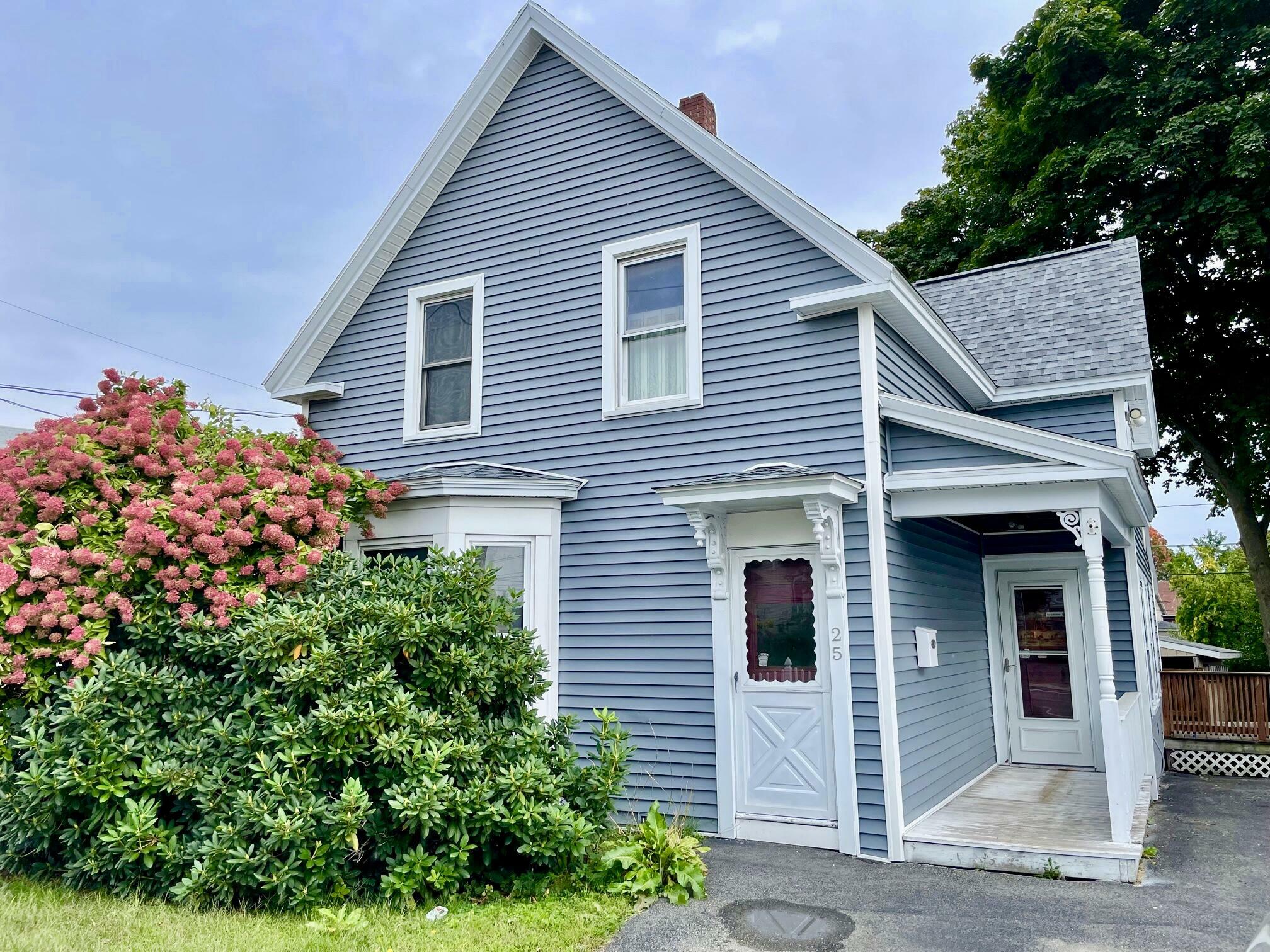 Property Photo: 25 Cottage Street ME 04073