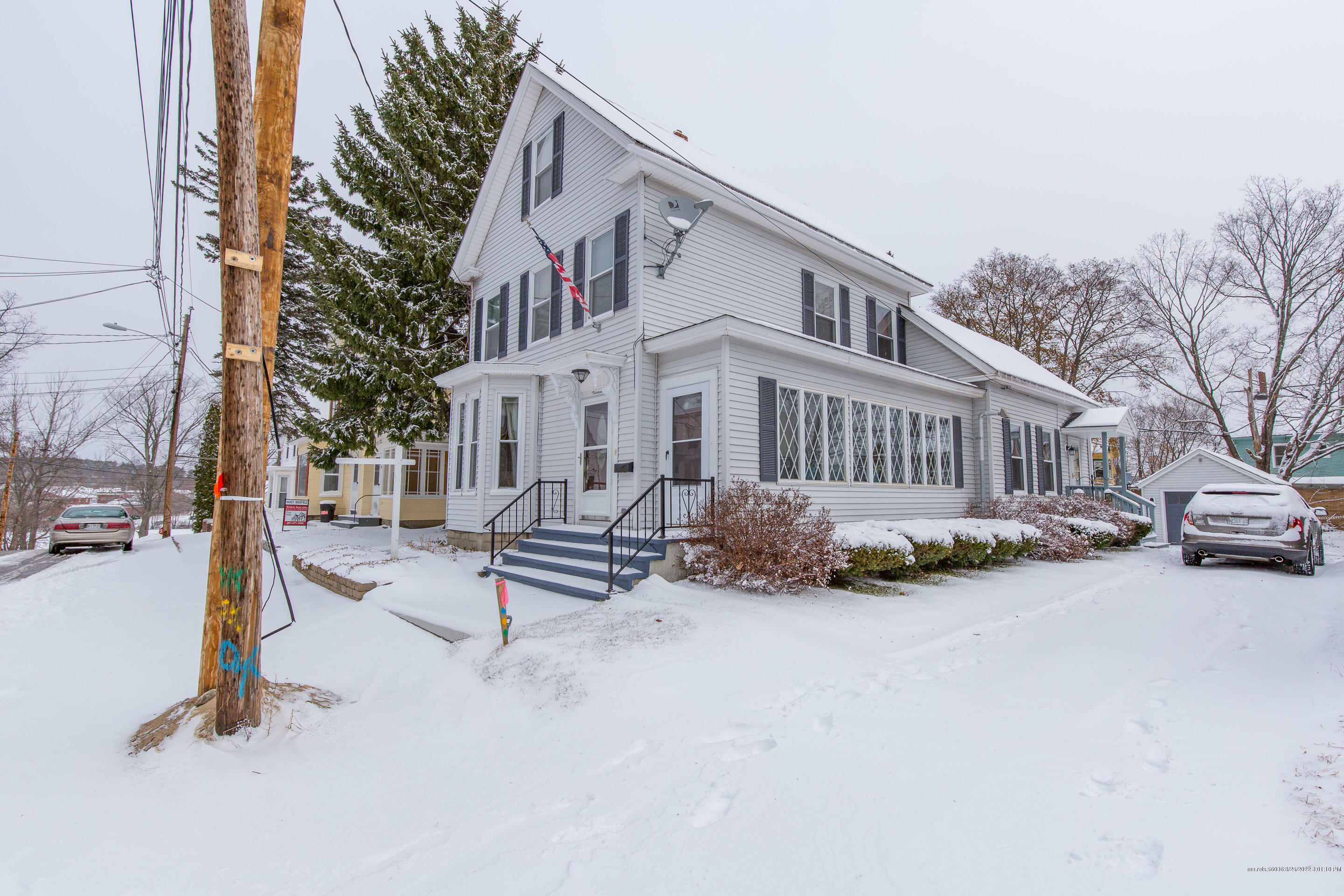 Property Photo: 13 Acorn Street ME 04073