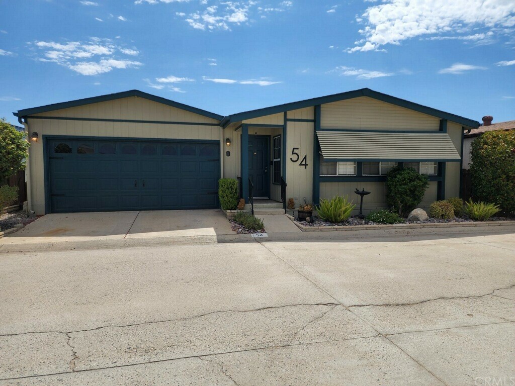 Property Photo:  27250 Murrieta Road 54  CA 92586 