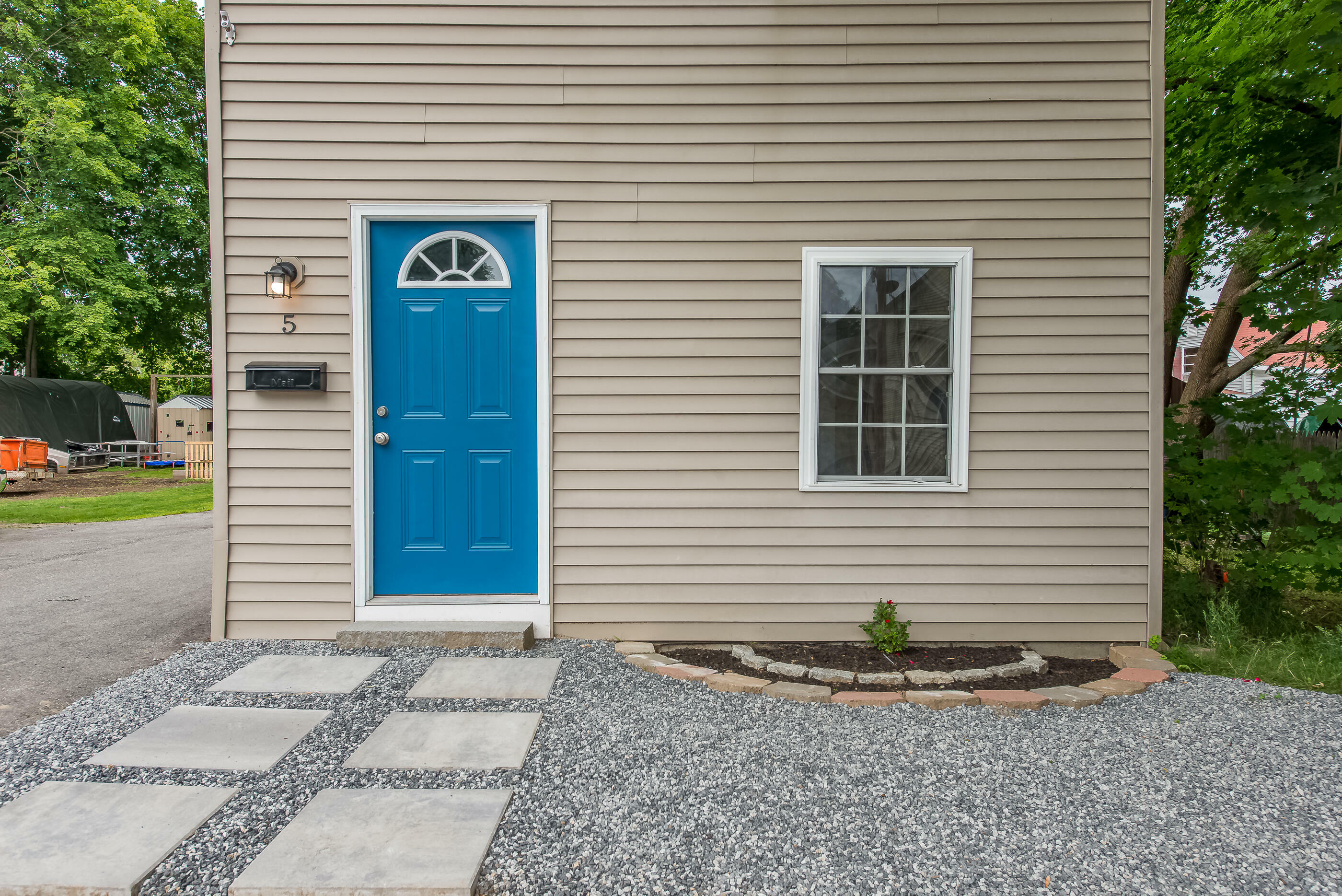 Property Photo: 5 Montreal Street ME 04073