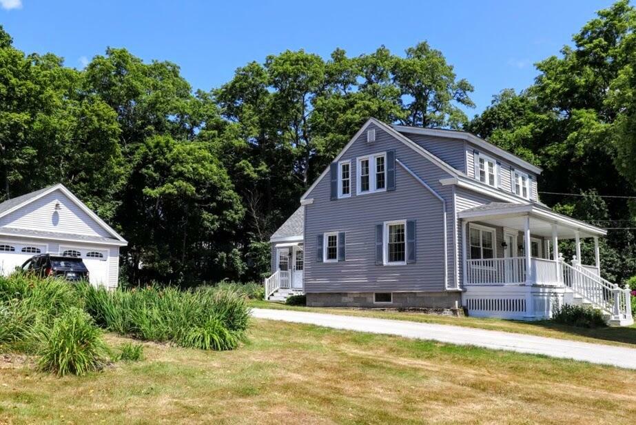 Property Photo: 422 Main Road N ME 04444