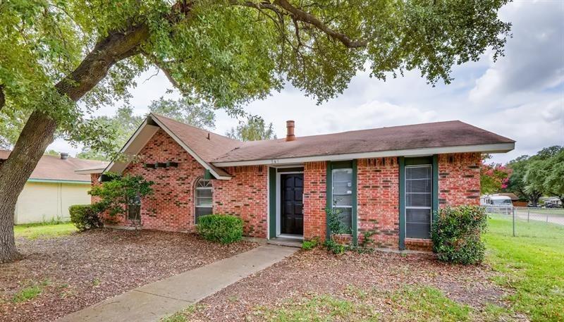 Property Photo: 345 Ivy Way TX 75043
