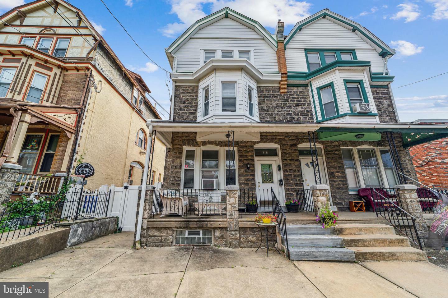 212 Osborne Street  Philadelphia PA 19128 photo