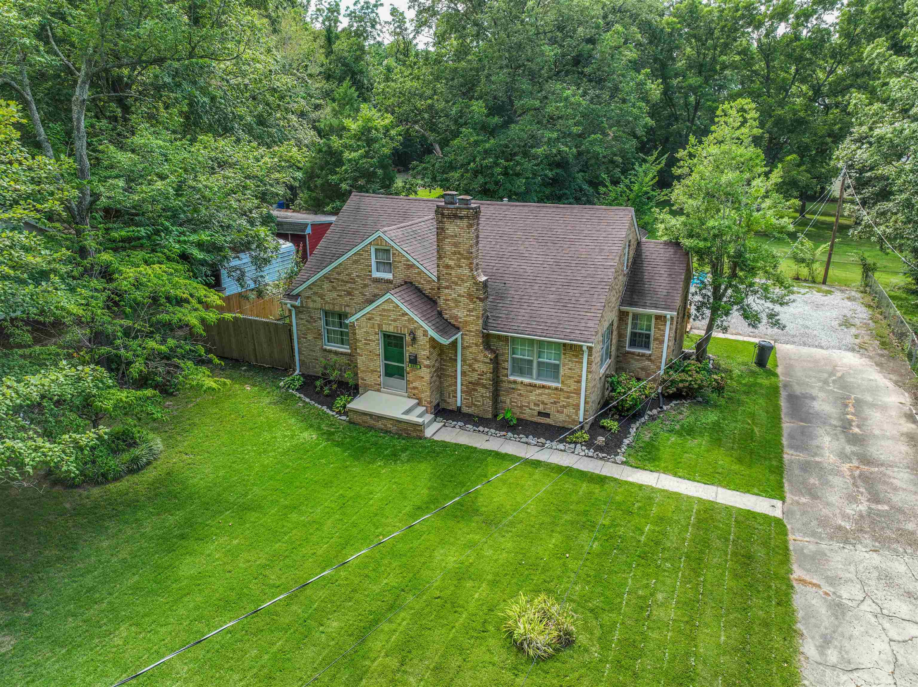 Property Photo: 1111 N Park Ave TN 38012