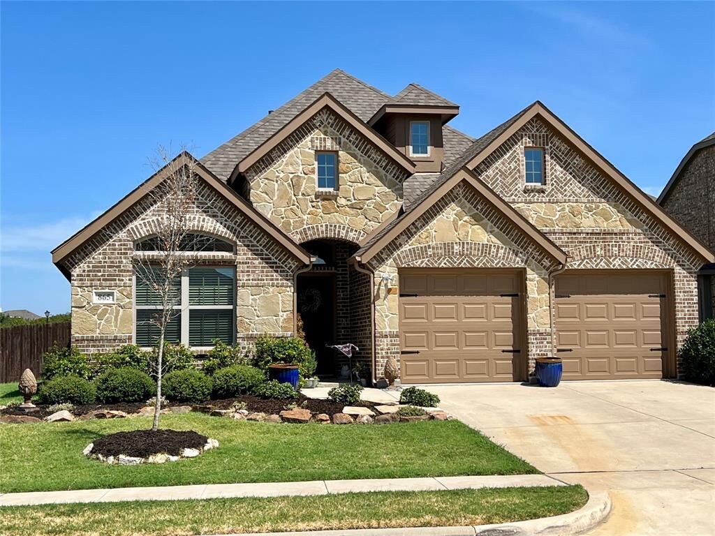 Property Photo: 865 Cauble Drive TX 75087