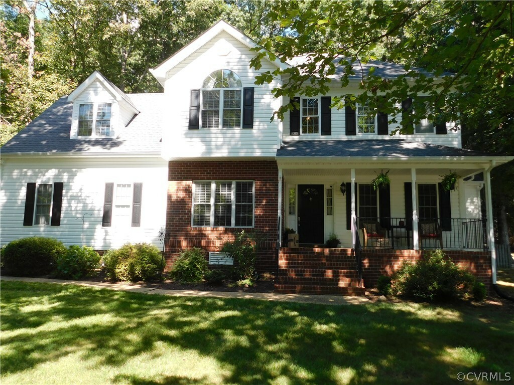 Property Photo:  8601 Hillcreek Drive  VA 23112 