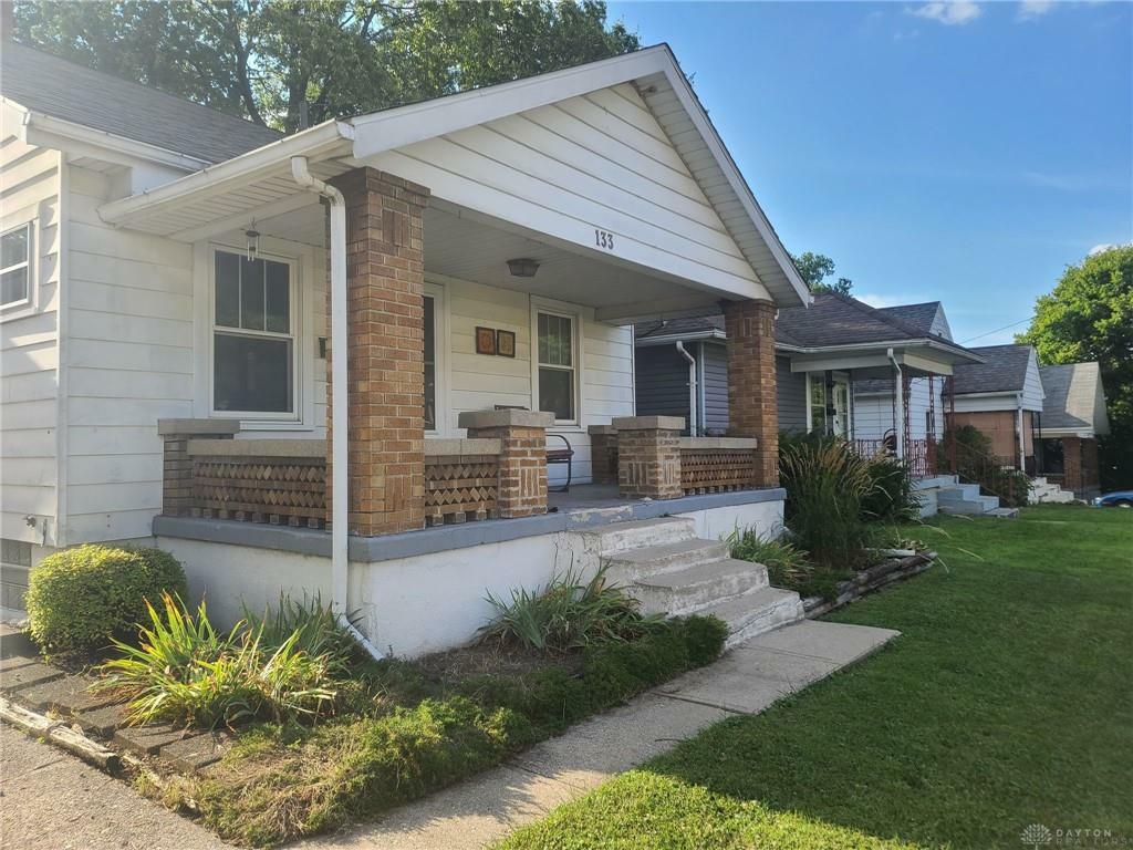 Property Photo:  133 N Quentin Avenue  OH 45403 