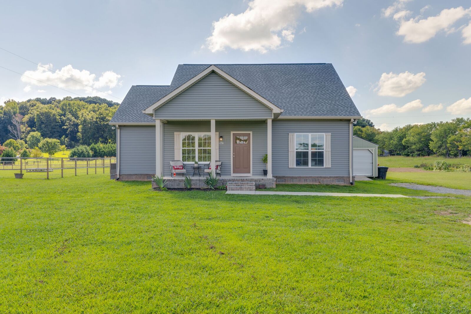 Property Photo:  967 Bear Carr Rd  TN 37186 