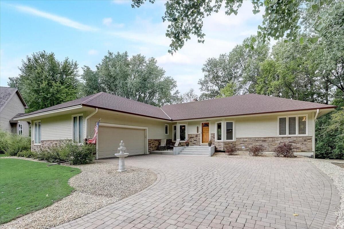 Property Photo:  8213 W 93rd Street Circle  MN 55438 