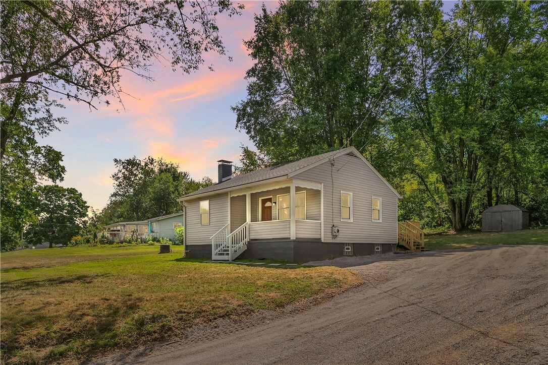 Property Photo: 155 Midvale Rd PA 16157